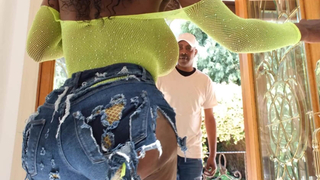 Ebony Mystique - Ebony Dick Riding Strong