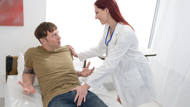 Kelly Caprice - New Doctor's Technique - Porn00